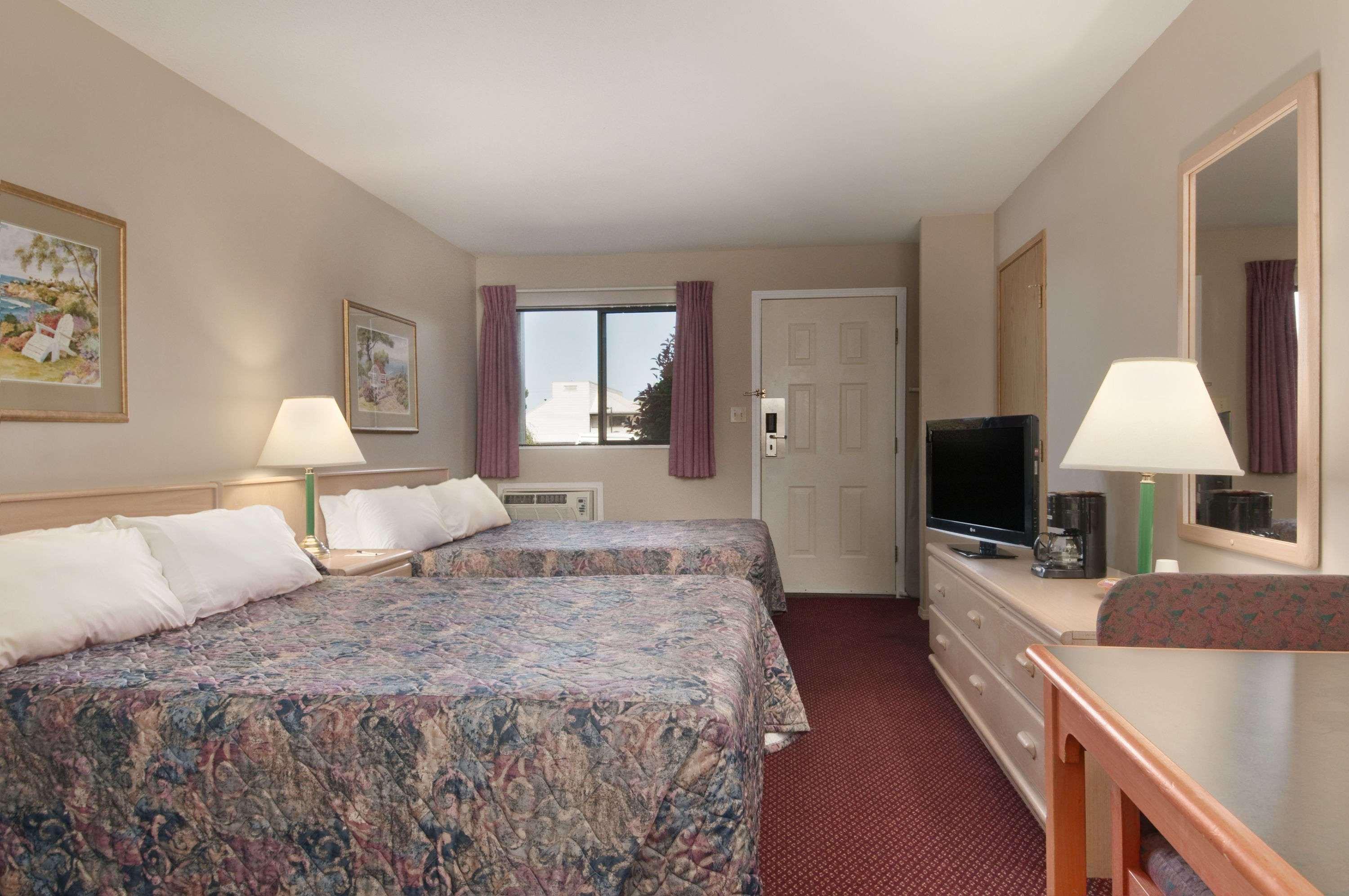 Coast Courtenay Hotel 외부 사진